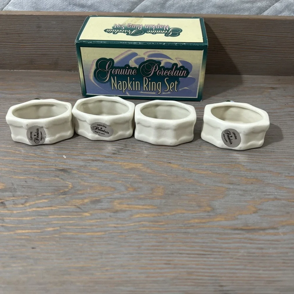 Vintage Genuine PORCELAIN Blue Rose‎ NAPKIN RING Set CLOTH Linen Holders FLOWER